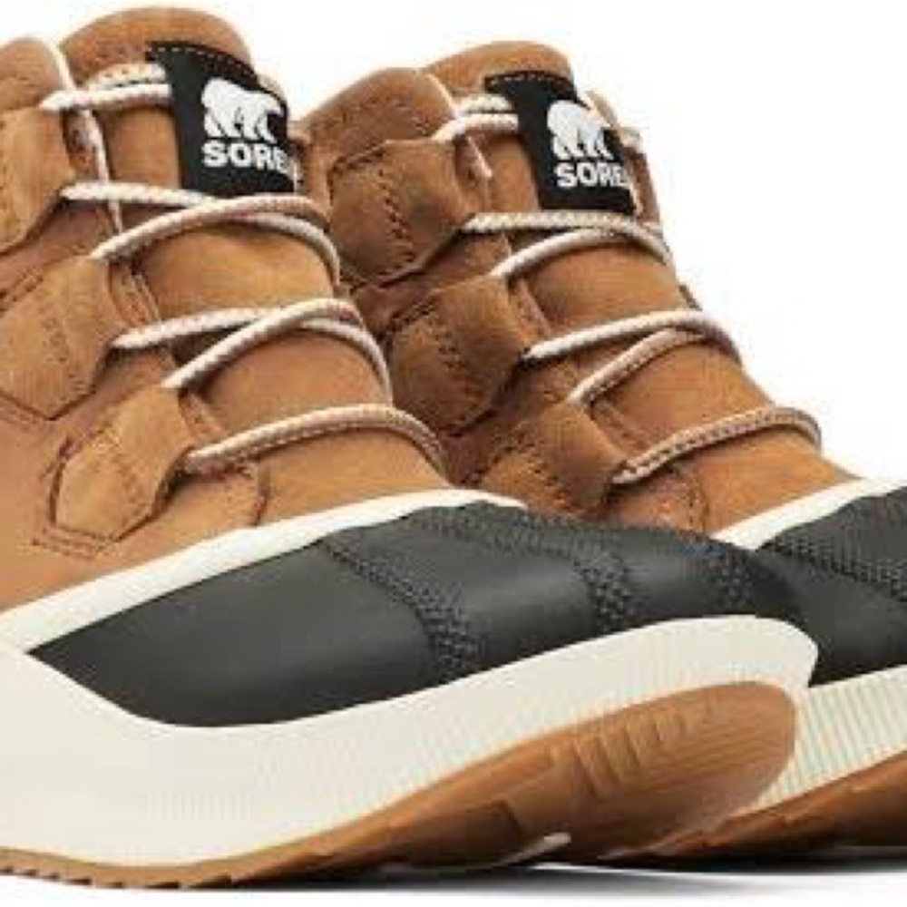 SOREL Women’s boots worn once!!